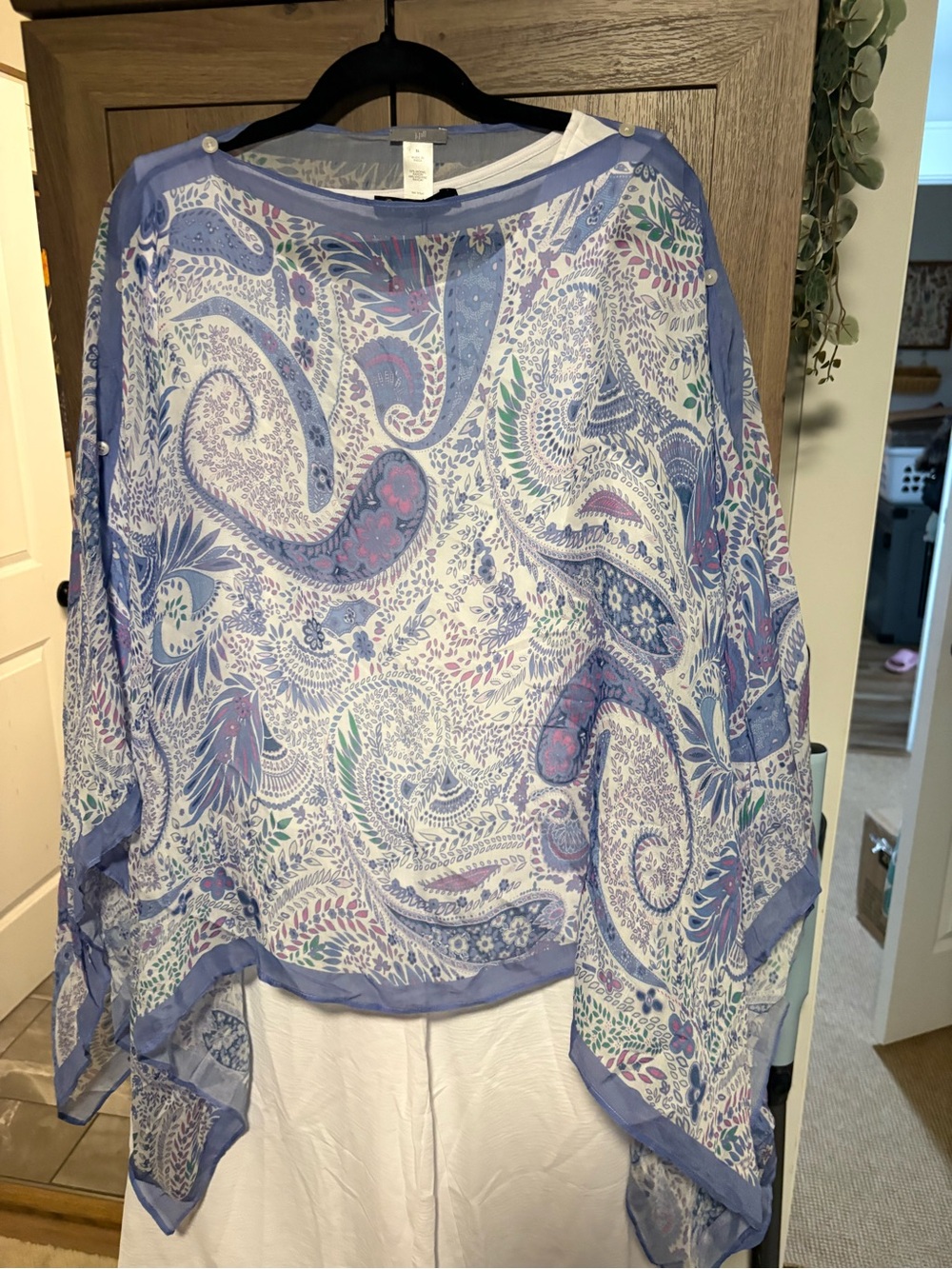 Light Blue Paisley Sheer Womens pinch with white tank top pants set.